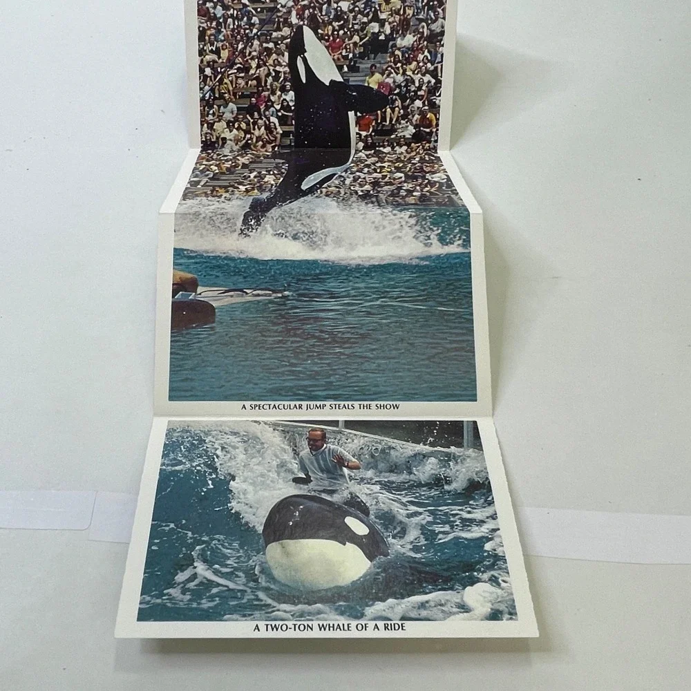 Shamu Whale Sea World Foldout Postcard Photo Booklet Vintage 1970s‎ San Diego CA